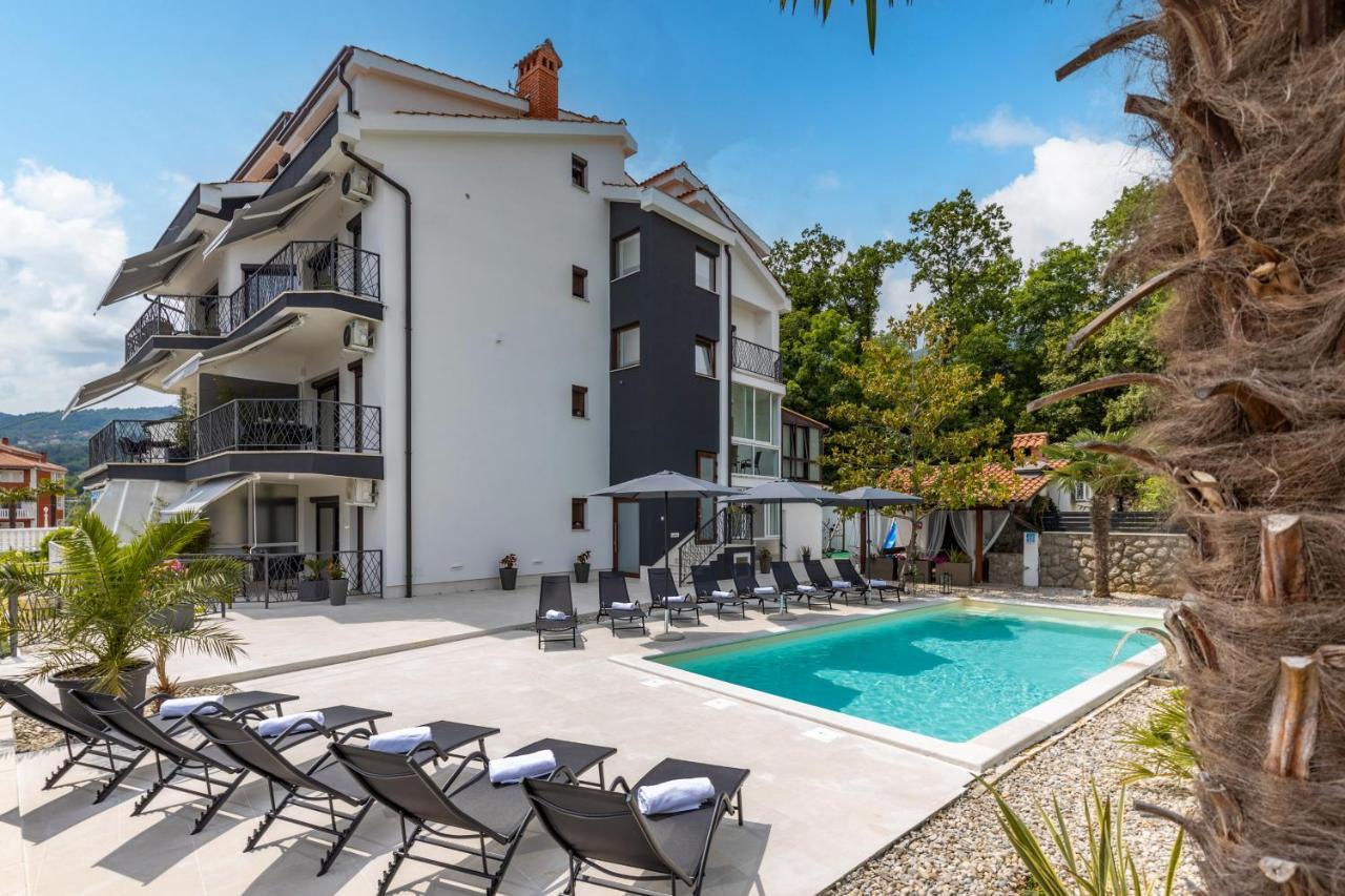Villa Adriatic, Apartment Chiara With Sea View And Heated Swimming Pool, Free Private Parking, Ičići Exteriör bild