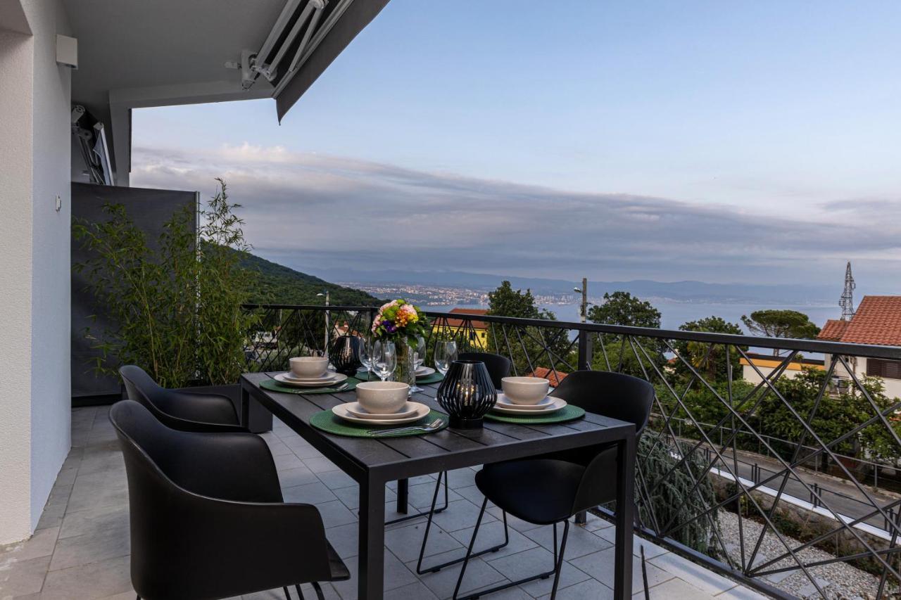 Villa Adriatic, Apartment Chiara With Sea View And Heated Swimming Pool, Free Private Parking, Ičići Exteriör bild